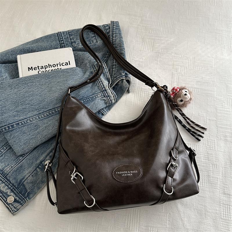 Large Capacity Tote Bag Women's 2025 Autumn and Winter New Retro Fashion Shoulder Bag Feeling Messenger Bag Student Class Bag