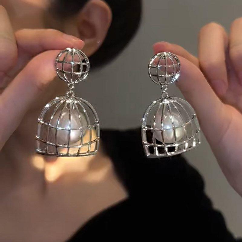 

Niche Style European and American Personalized Unique Pearl Pendant Female Bird Cage Silver
