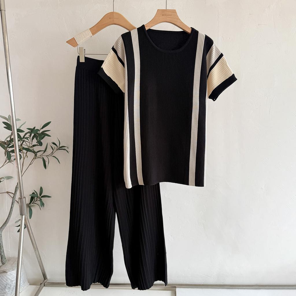 2025 New Pleated Color Matching Loose Fashion Casual T-shirt Long Wide Leg Pants Knitted Suit