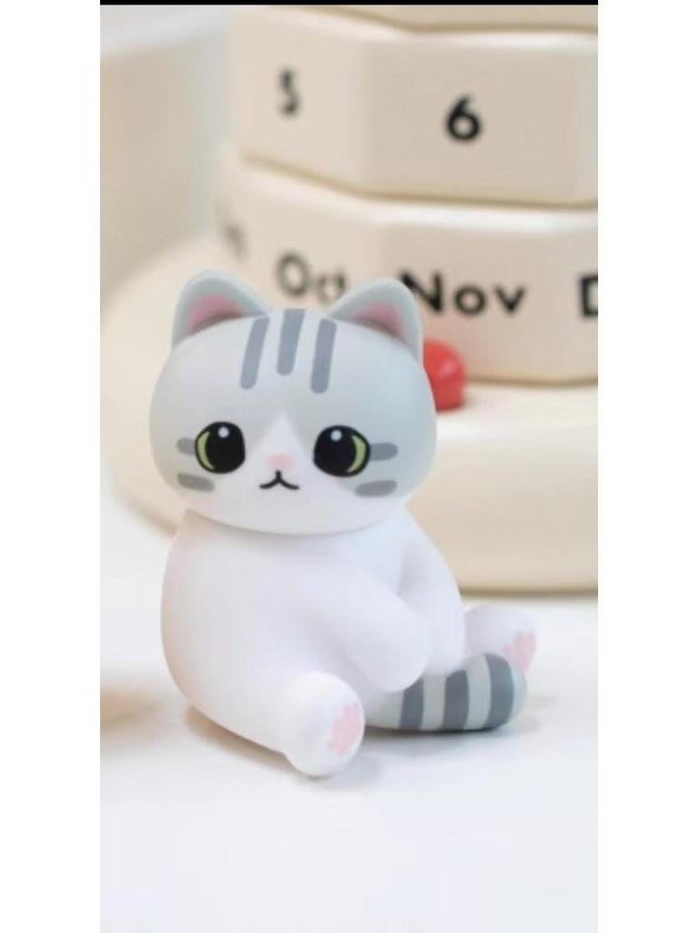 Limited Edition Mini Cartoon Kitten Figurine - Adorable Collectible Pet Cat