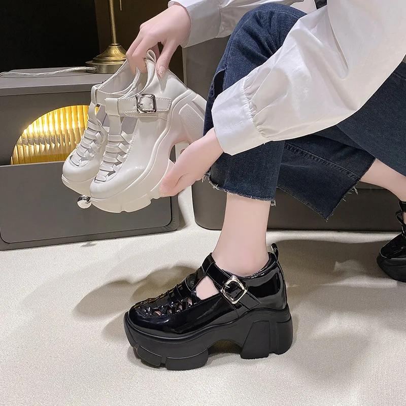 Fashion Women Patent Leather Chunky Sneakers Breathable Chain High Heels British Style Platform Casual Shoes Woman 7cm