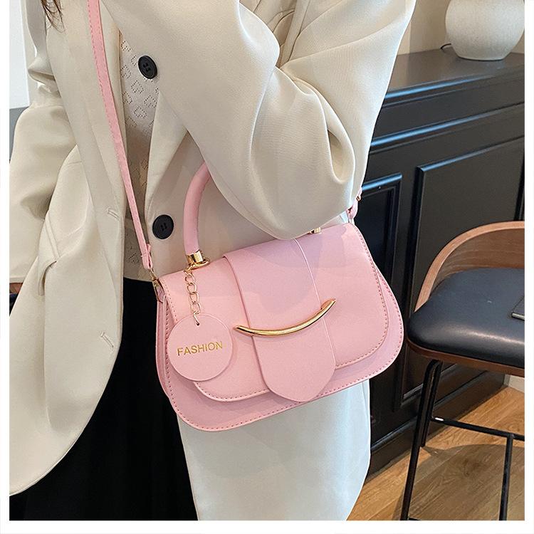 Women’s Summer Large-Capacity Minimalist Retro Solid Color Casual Crossbody Shoulder Armpit Bag