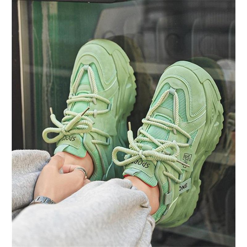 Men's shoes spring and summer breathable ultra-light soft sole non-slip shock absorption student running casual sports shoes
