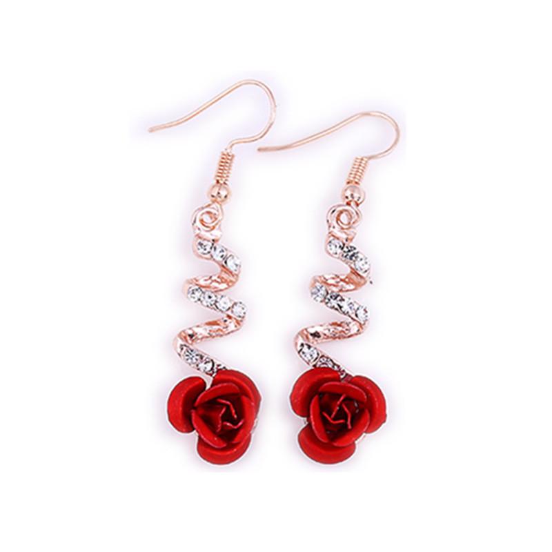 

Новые модные серьги-кисточки с бриллиантами цвета розовой розы