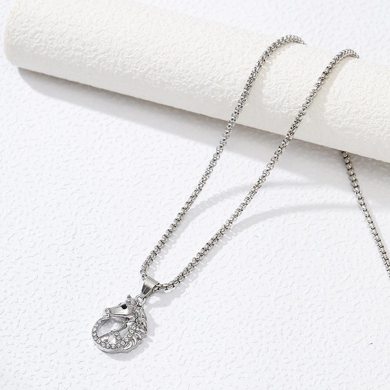 Hot Selling Fashion Men's Personality Creative Design Trend Diamond Horse Pendant Necklace