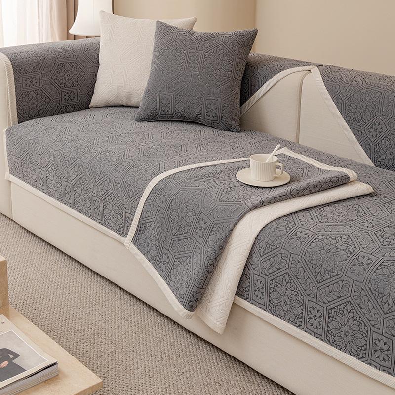 Luxury Chenille Sofa Cushion Modern Simple Non -Slip Sofa Cover Four Seasons Universal Sofa Cover Towel .