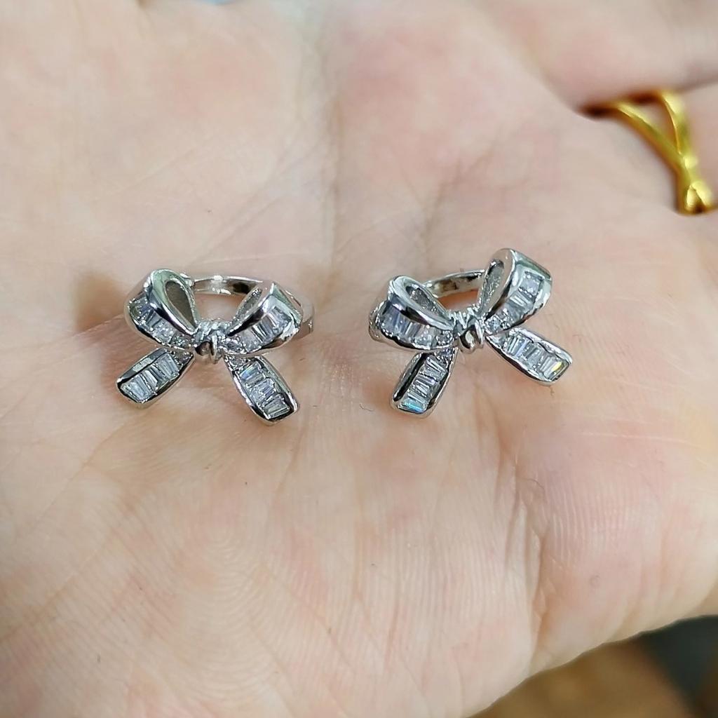 New Flash Diamond Bow Ear Bone Clip Without Ear Hole Light Luxury High-end Niche Earrings Women