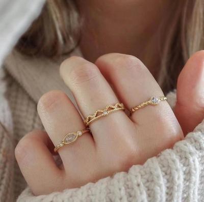 Anillo Versátil de Acero de Titanio para Mujer No se Desvanece Moda Apilable Apertura Ajustable Zircón Incrustado Anillo de Acero Inoxidable