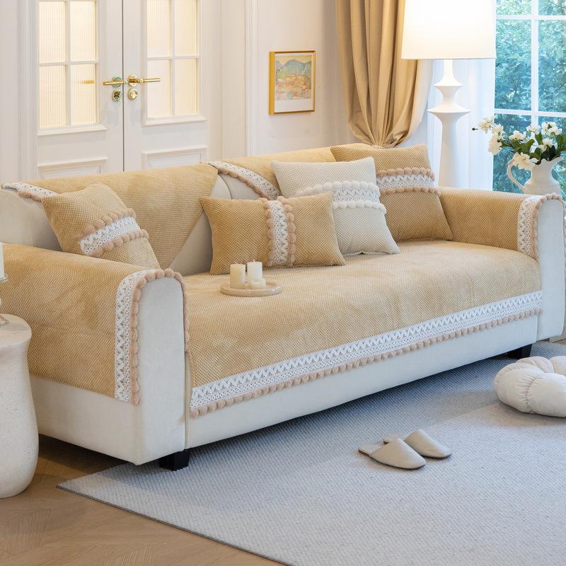 

Подушка для дивана из вельвета в кремовом стиле, плюшевая противоскользящая подушка на осень и зиму, высококачественный чехол для дивана, чехол для подушки сиденья 70*70cm