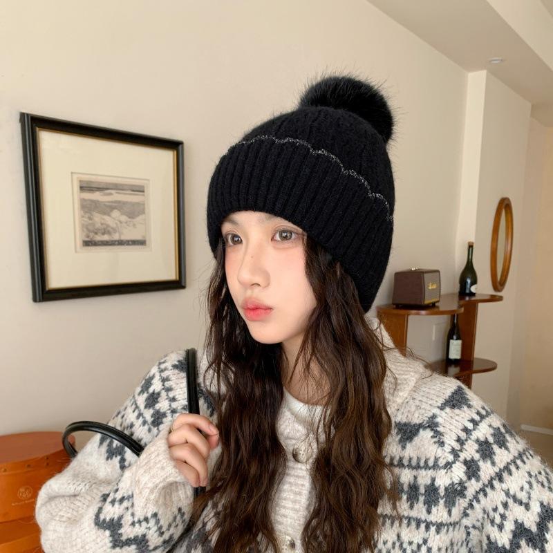 

A Woolen Cap for Children To Keep Warm and Protect Their Ears in Autumn and Winter with A Thick and Fluffy Fur Knitted Cap one size