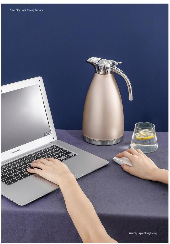 304 Stainless Steel Insulated Thermos Pot and Water Bottle with Candle Glaze.
