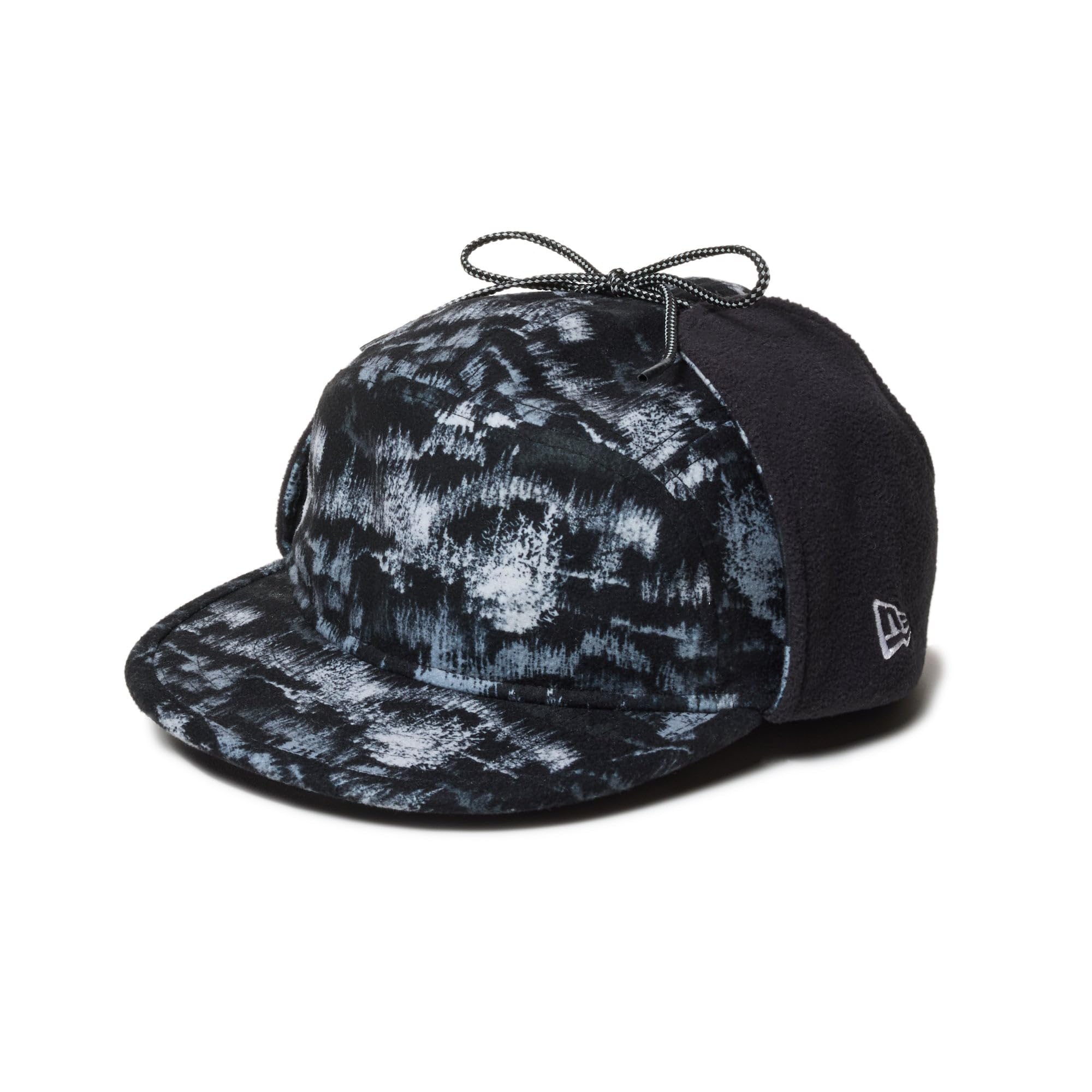 

Camper Cap Night Tree Camo High Count Fleece Night Tree Camo [New Era Outdoor]