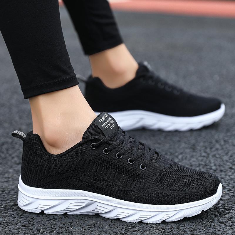 Black brand men's shoes mesh breathable sports shoes soft sole light running shoes men's thick sole comfortable casual travel shoes