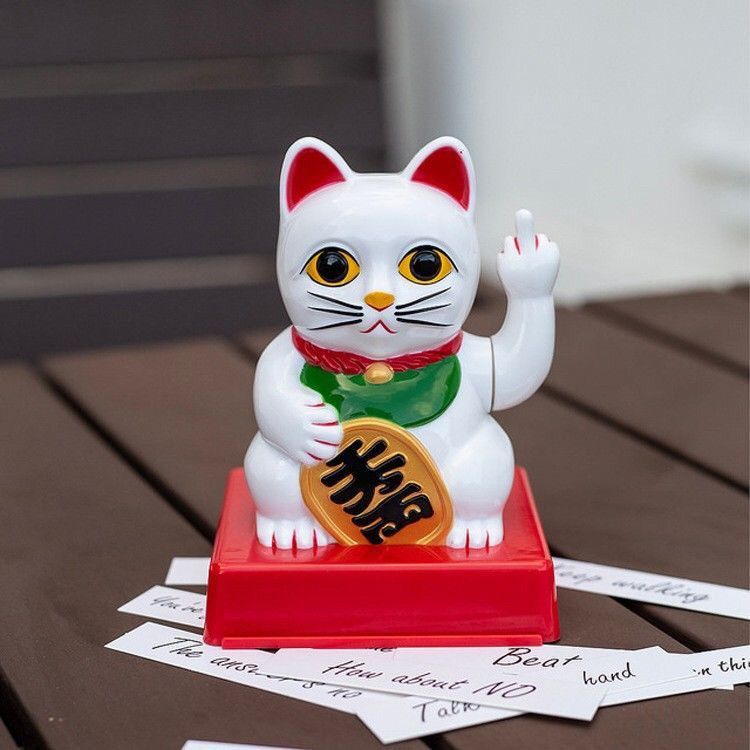 Middle Finger Funny Fortune Cat Ornament Household Desktop Decoration Creative Fashion Lucky Cat Personality Decoration Gifts