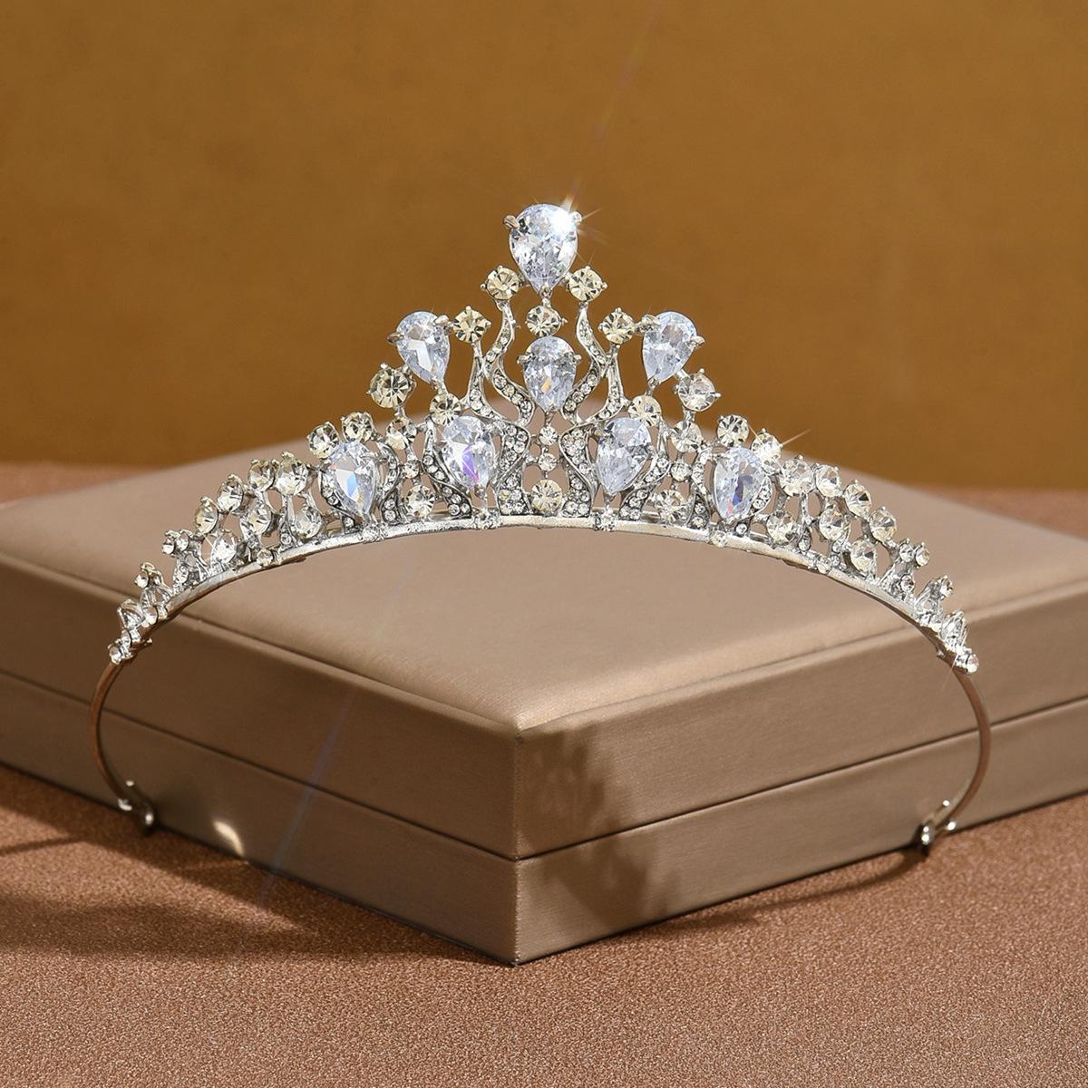 

Wedding Accessories Crown Necklace Earrings Set Premium Ball Party Decoration Bridal Jewelry Three-Piece Set