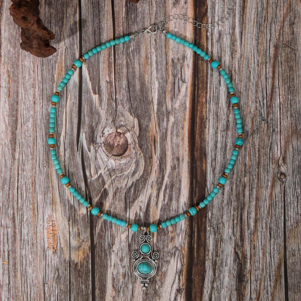 BLINGBAY Kadın Boncuklu Kolye Retro Etnik Stil Turkuaz Kişilik Yaratıcı Boğa Başı Şekli Kolye Ucu El Yapımı Boncuklu Kolye Kız Hediyesi