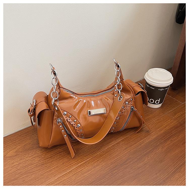 New Rivet Women's Bag Multifunctional Retro Bag Large Capacity Portable Shoulder Bag Soft Texture Casual Bag