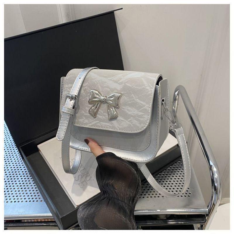 2025 Trendy Women's Versatile Crossbody Bow Bag – Chic, Compact, and Stylish