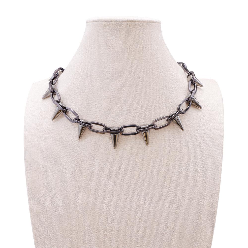

European-American Punk Hip-Hop Rivet Tassel Necklace for Women