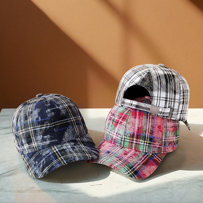 Autumn and Winter Hard Top Plaid Retro Baseball Cap Women's Street Classic Old Face Small Sunshade Cap Trend