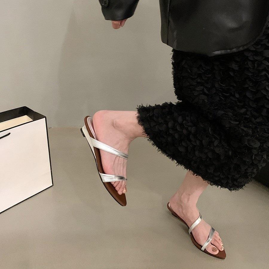 Versatile word with low-heeled slippers women wear new simple fashion temperament cool slippers