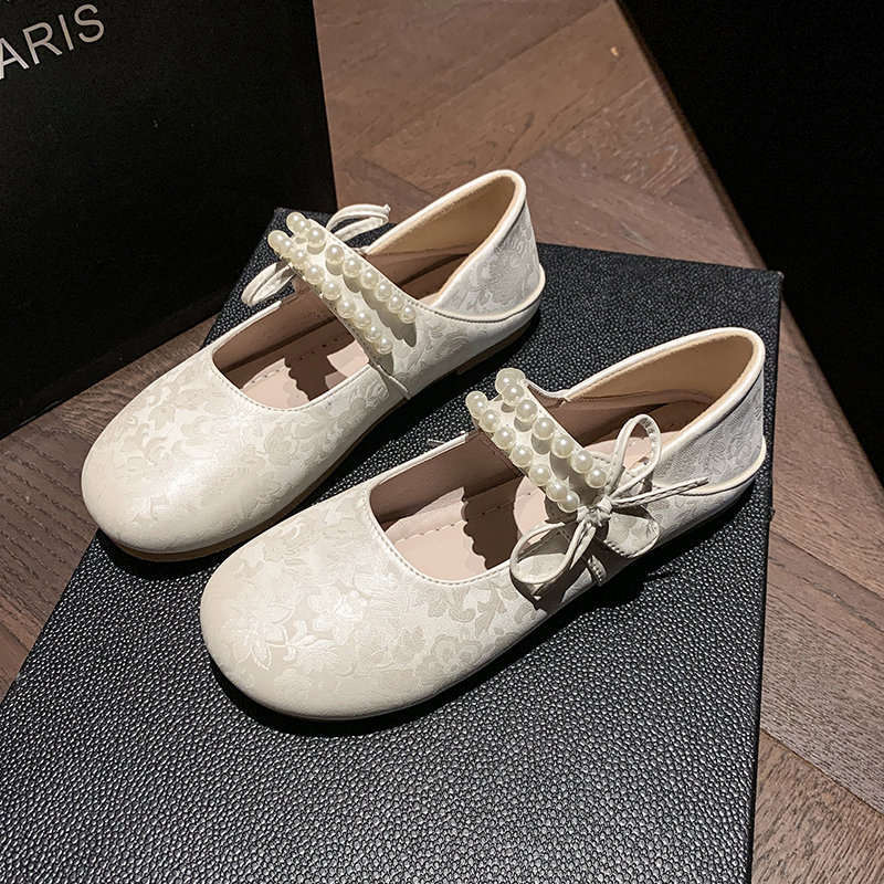 Small fragrant style Mary Jane shoes women's 2025 spring and autumn new French retro pearl word with ballet flats