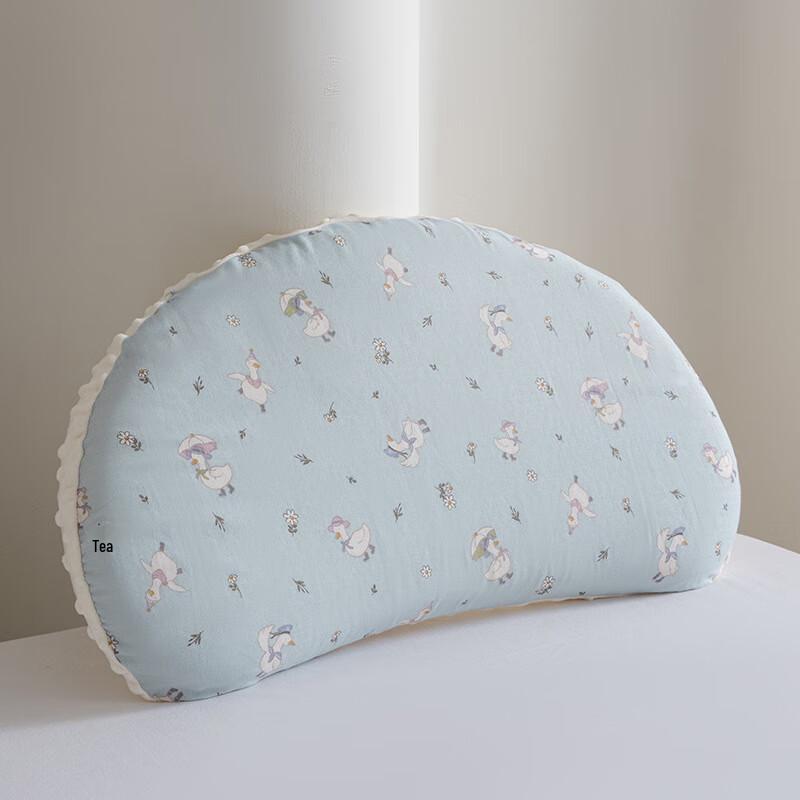 Shèngbèi Children s Velvet Pillow with Pillowcase