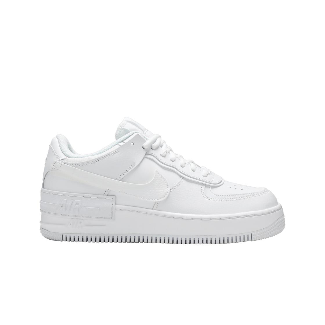 

(в) Nike Air Force 1 Shadow Тройной белый 255