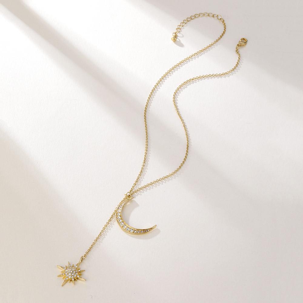Gorgeous Minimalist Chain Necklace For Women With Sophisticated Geometric Patterns Amazing For Special Gifts