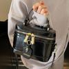 2025 neue lässige einfache einfarbige vielseitige tragbare Box-Tasche Damen Pendelmode Temperament Umhängetasche