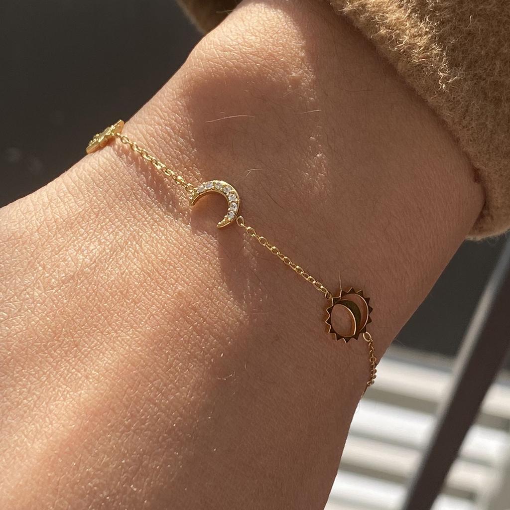 Youthway Diamonds Star & Moon Charms Drop Bracelet Bangle Chic Daily Premium Jewelry Recommend New for Women Gift