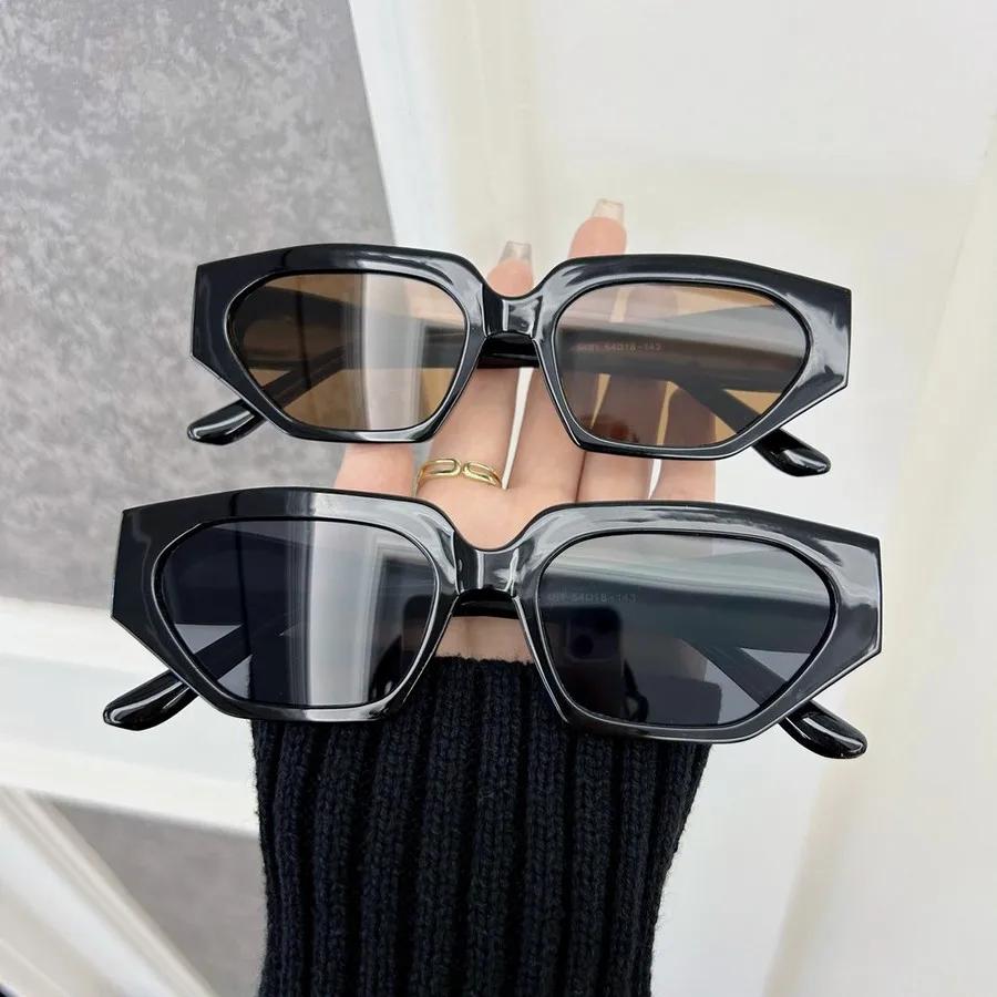 Cute Square Designer Sunglasses Women Men Small Frame Stylish Sun Glasses Female Male Brand Fashion