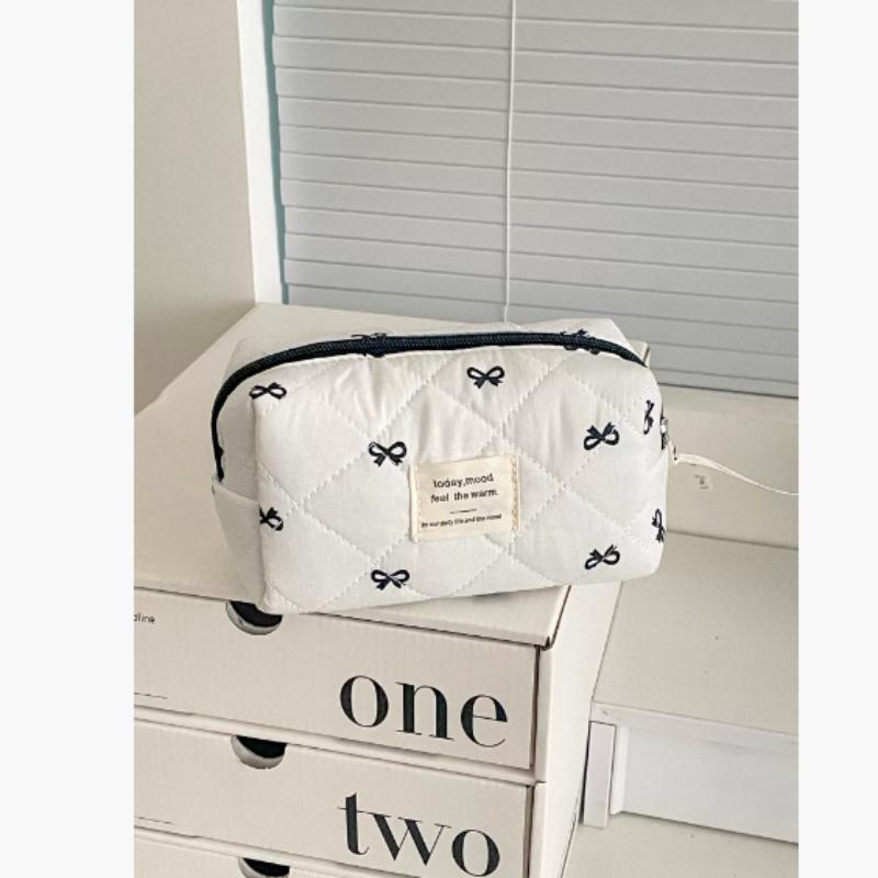 Geantă de machiaj pentru femei, model Cherry, geantă portabilă, drăguță, pentru cosmetice, toaletă, depozitare, geantă de mână din bumbac matlasată cu fermoar