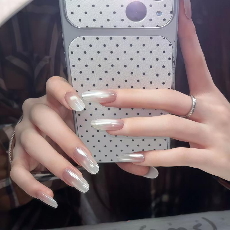 Aurora Hailey Cat Eye Press-On Nails: Short, Simple, Electroplated Nail Art for Students