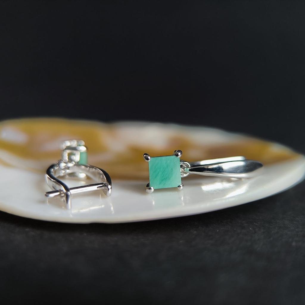 Серебряные серьги с натуральным изумрудом 1.13ct (2206248)