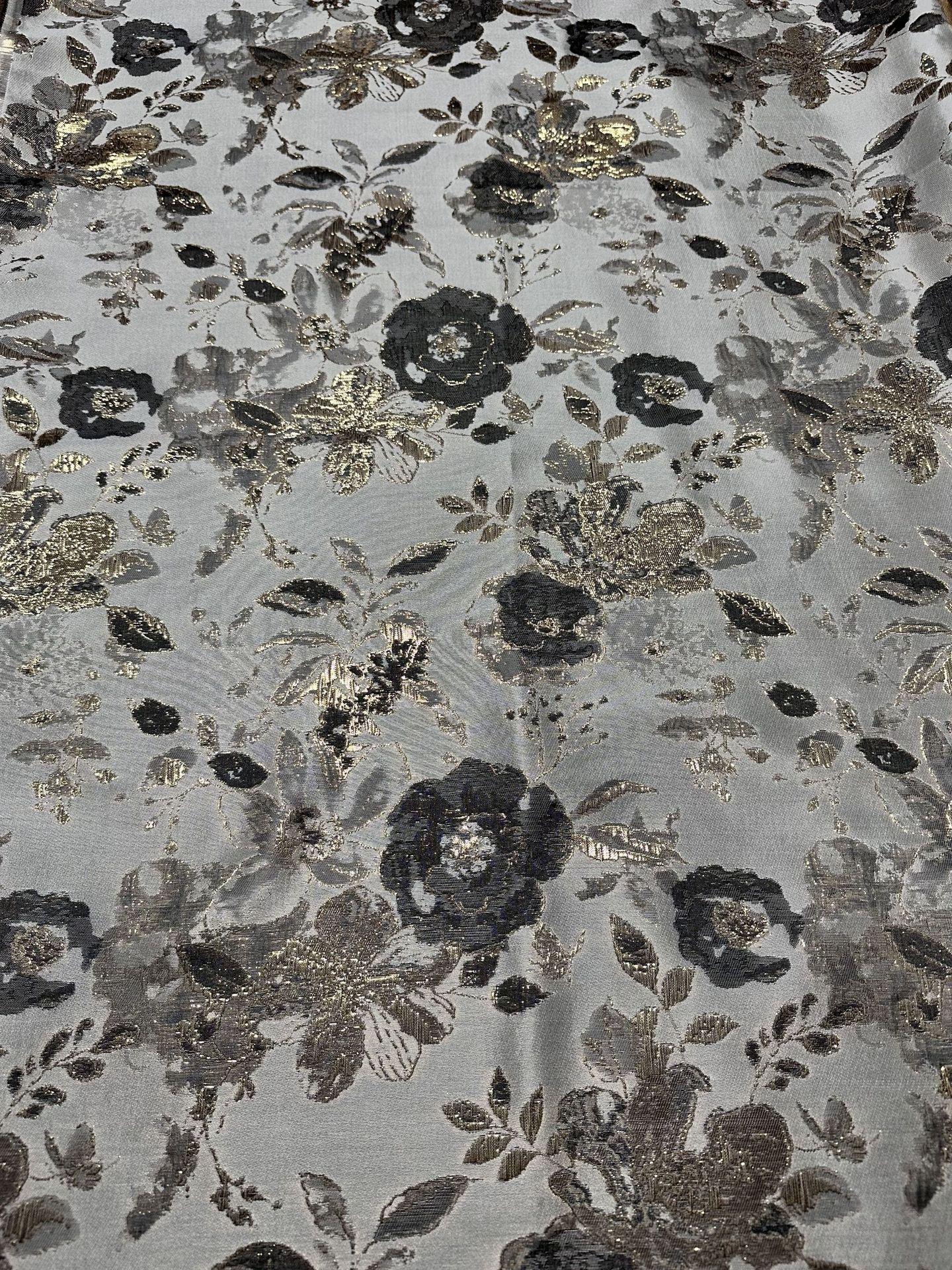 

Жаккардовая ткань с золотой нитью в стиле Моранди для ханьфу бицзя и кукольной одежды