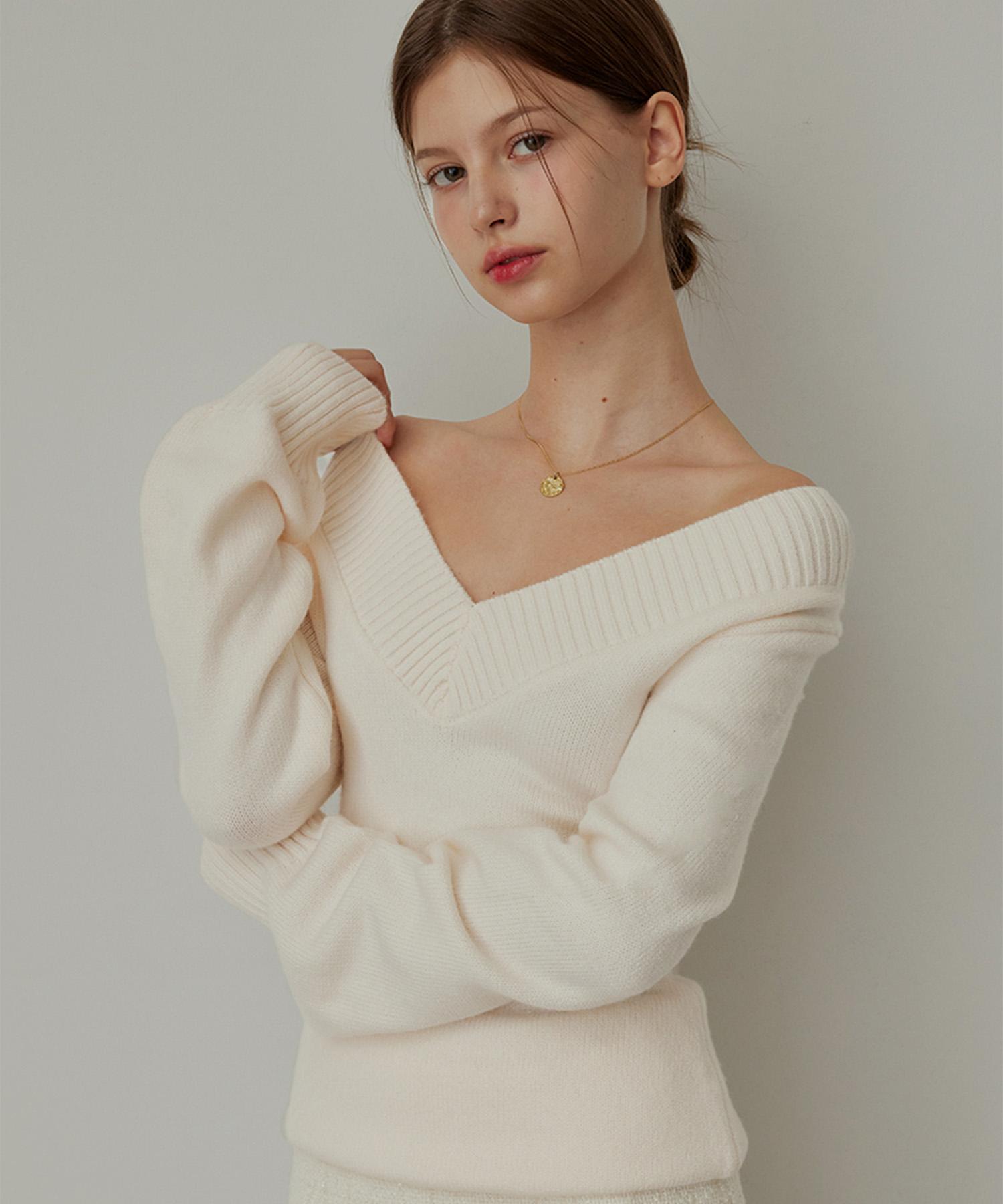 Hypernet Versailles V-Neck Knit - Ivory See The Product Page