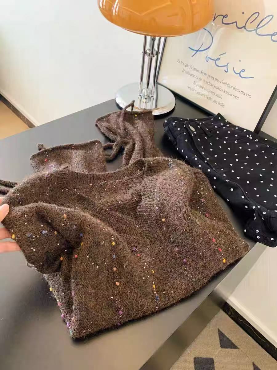 

Flared sleeves retro v-neck pullover long sleeves loose outer sweater women s lazy senior sense thickened knitted sweater top L