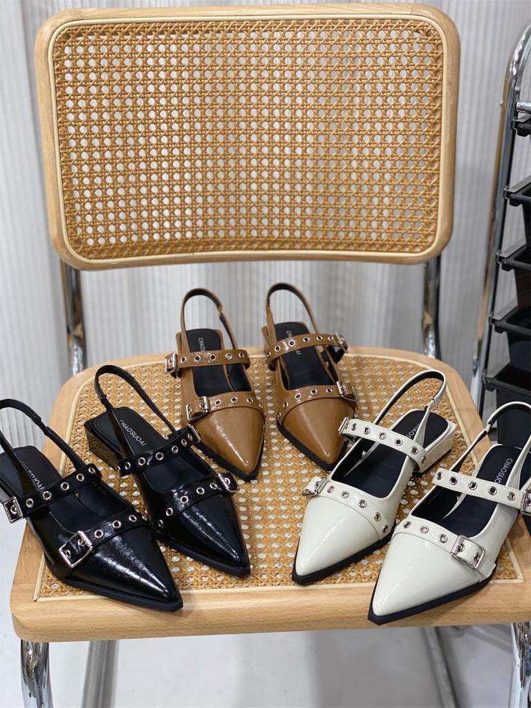 Internet-Berühmtheit Feenwind niedriger Absatz Einzelne Schuhe Damen 2025 Sommer neu spitz flach vielseitig sanfte Tasche Kopf Sandalen
