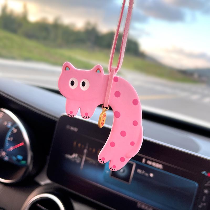Cute Cartoon Cat Design Car Air Freshener Rearview Mirror Pendant Creative Decoration for Girls' Interior Cono Aroma