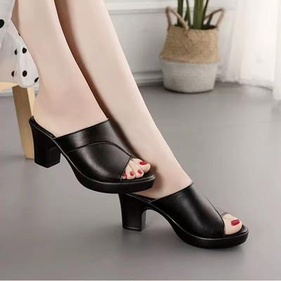High Heel Hausschuhe Damen Sommer Mode vielseitig neu dicker Absatz weiches Leder weiche Sohle rutschfest dicke Sohle Fischmaul coole Hausschuhe Damen