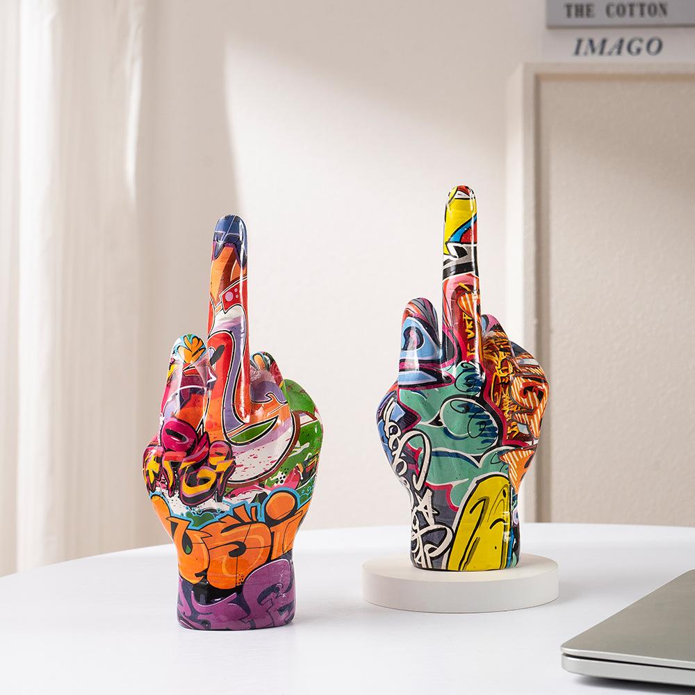 New Product Graffiti Middle Finger Gesture Finger Resin Ornament Best Home Tabletop Living Room Office Use Decoration Crafts