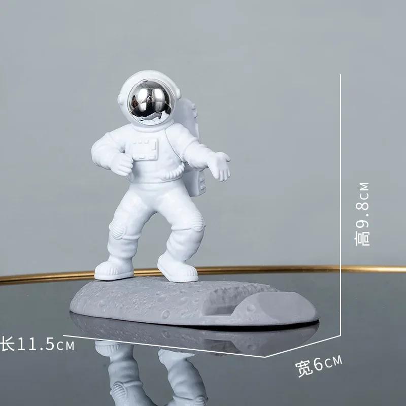 

Astronaut Mobile Phone Stand Holder Spaceman Sculpture Desk Decoration Smartphone Bracket Home Ornaments for Space Enthusiasts