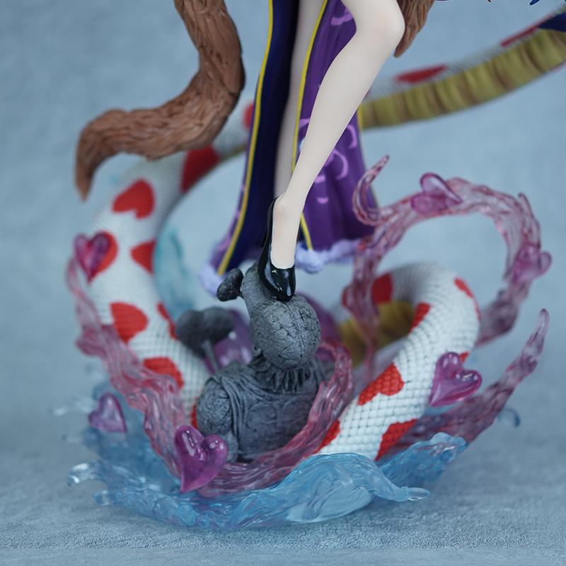 Perfect One Piece In Stock Snake Ji Female Emperor Hand-Made Action Figure 37cm Animation Resonance Ornaments Collectible Hand Figurine