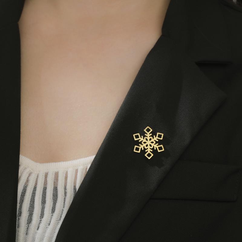Crown Bee Butterfly Snowflake Lapel Pins Women'S Brooch Gold Color Suit Collar Badges On Backpack Stainless Steel Jewelry