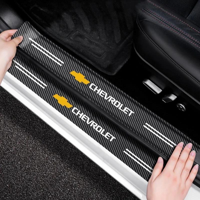 4ks Lišta prahu dveří auta Samolepky Chránič prahu z uhlíkových vláken Pro Chevrolet Cruze Captiva Sail Corsa Aveo Autopříslušenství