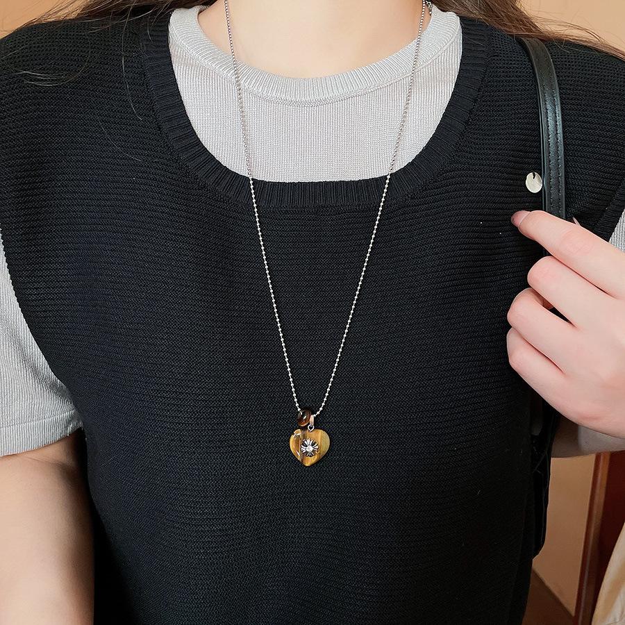 Retro Bow Flower Tiger's Eye Stone Water Drop Necklace Clavicle Chain Cold Wind Necklace Women