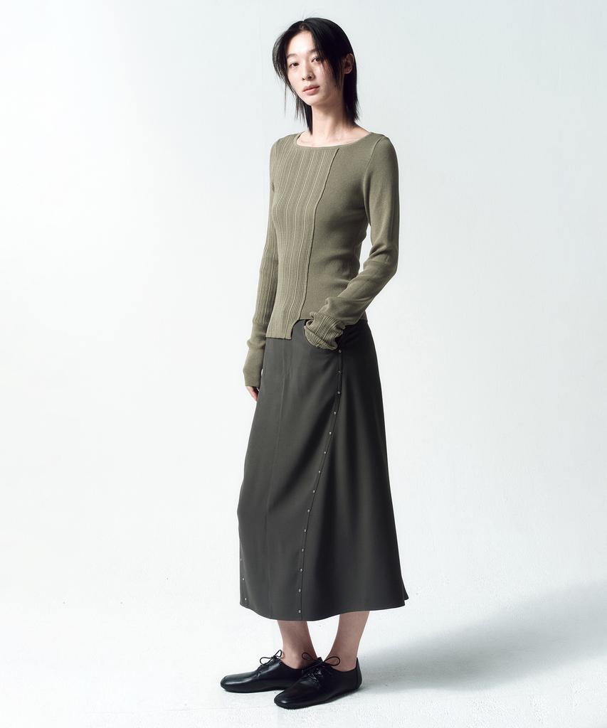 Insilence Woman Curved Stud Skirt Charcoal