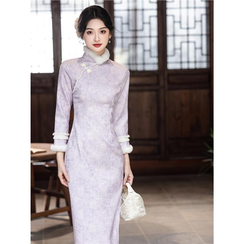 Purple long-sleeved cheongsam velvet 1011 new women's new Chinese-style improved young dress daily high-end beauty