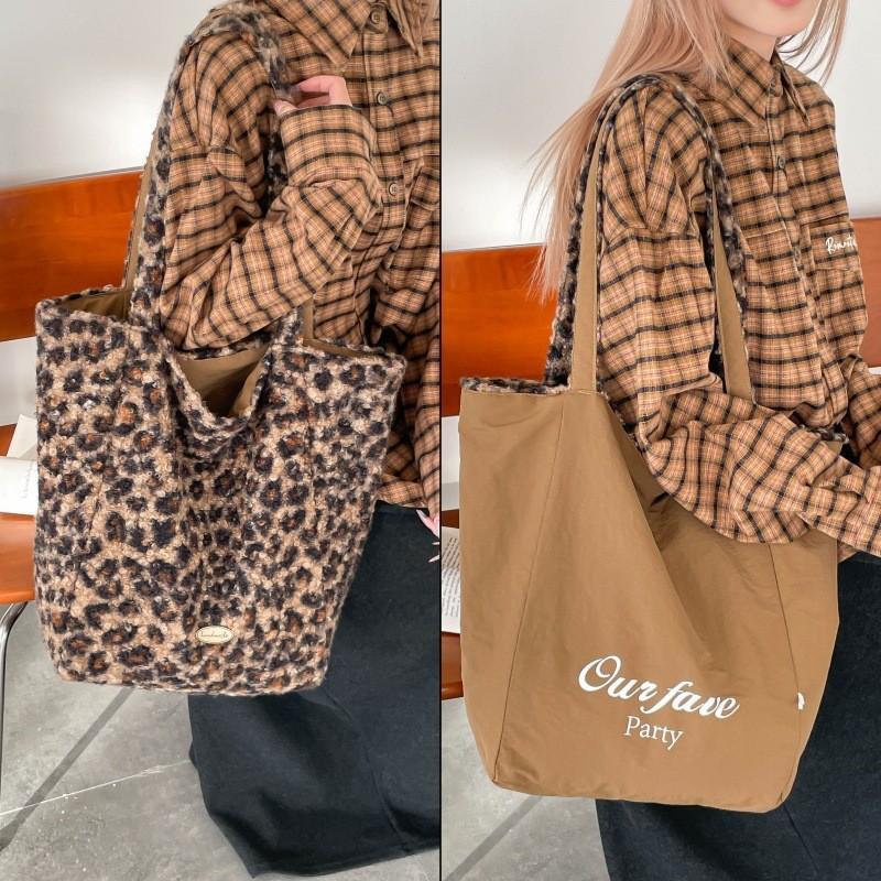 Borsa Tote in Lana da Donna con Chiusura Magnetica per Uso Quotidiano Casual